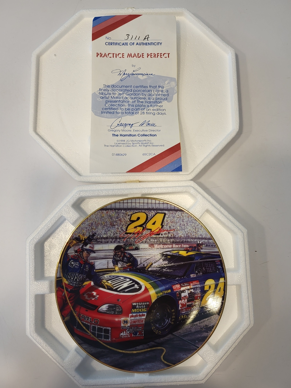 Vintage Limited Edition Jeff Gordon 24 Racing Decorative Plate